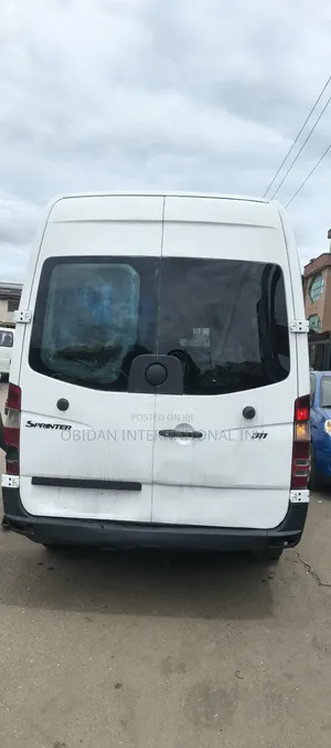 Mercedes-Benz Sprinter 2009 White