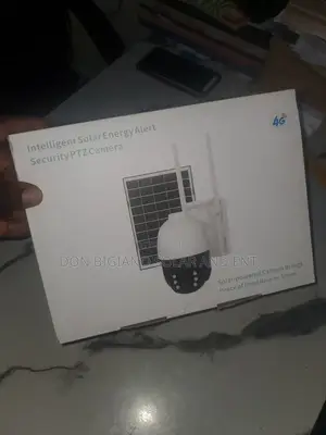 Intelligent Solar Ernegy Alert Security PTZ Camera