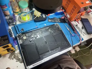 Company Tech Gadgets Mentainers