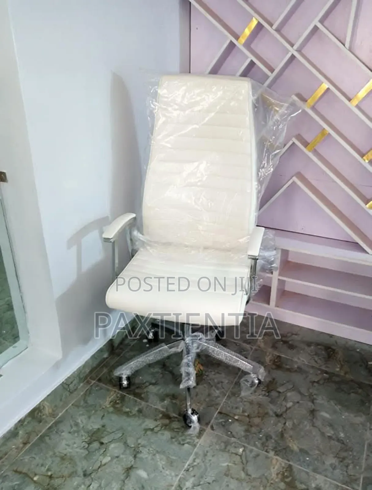 Office Chair With Headrest