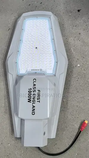  High Quality Solar Street Light – Remote + Bright Light