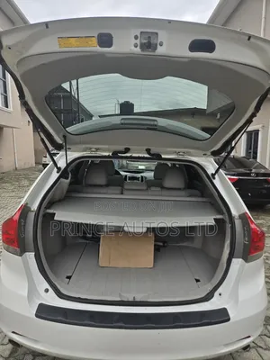 Toyota Venza V6 AWD 2011 White