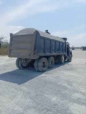 Granite 3/4 Down Full Truck
