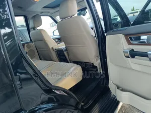 Land Rover Lr4 Base 4x4 2016 Black
