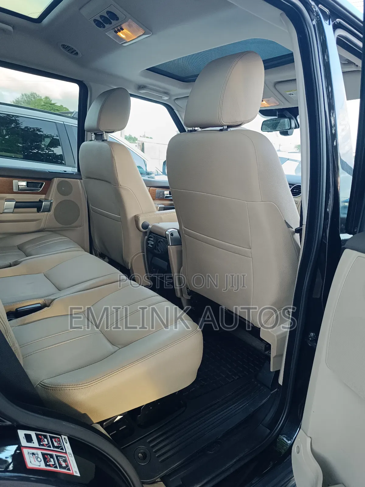 Land Rover Lr4 Base 4x4 2016 Black