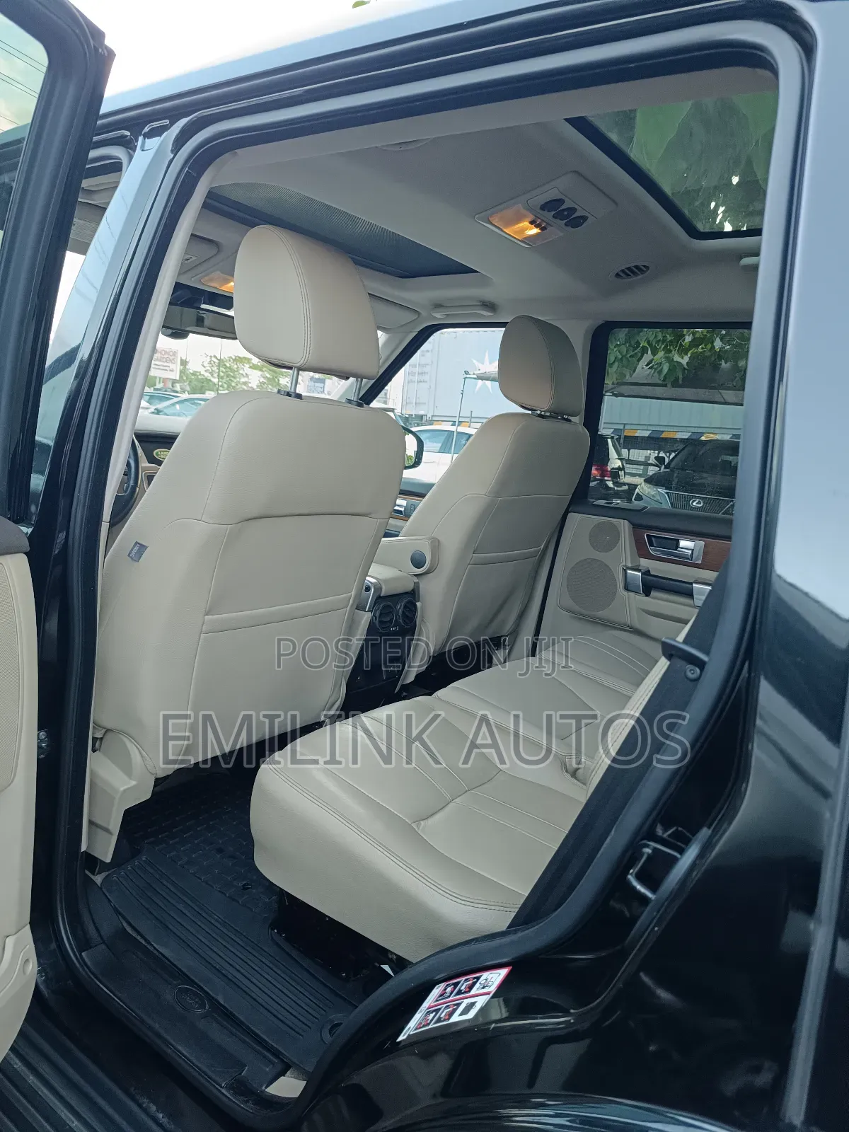 Land Rover Lr4 Base 4x4 2016 Black