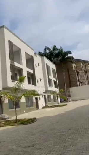 4bdrm Duplex in Maitama Abuja for sale