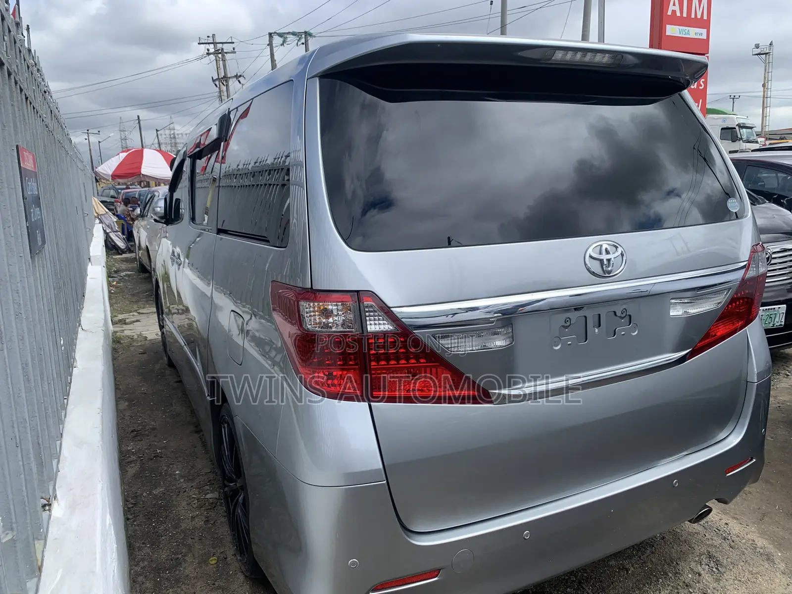 Toyota Vellfire 2012 Silver