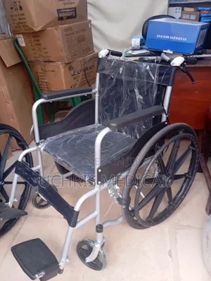New Arrivals Foldable Wheelchair