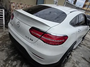 Mercedes-Benz GLC-Class 2018 White