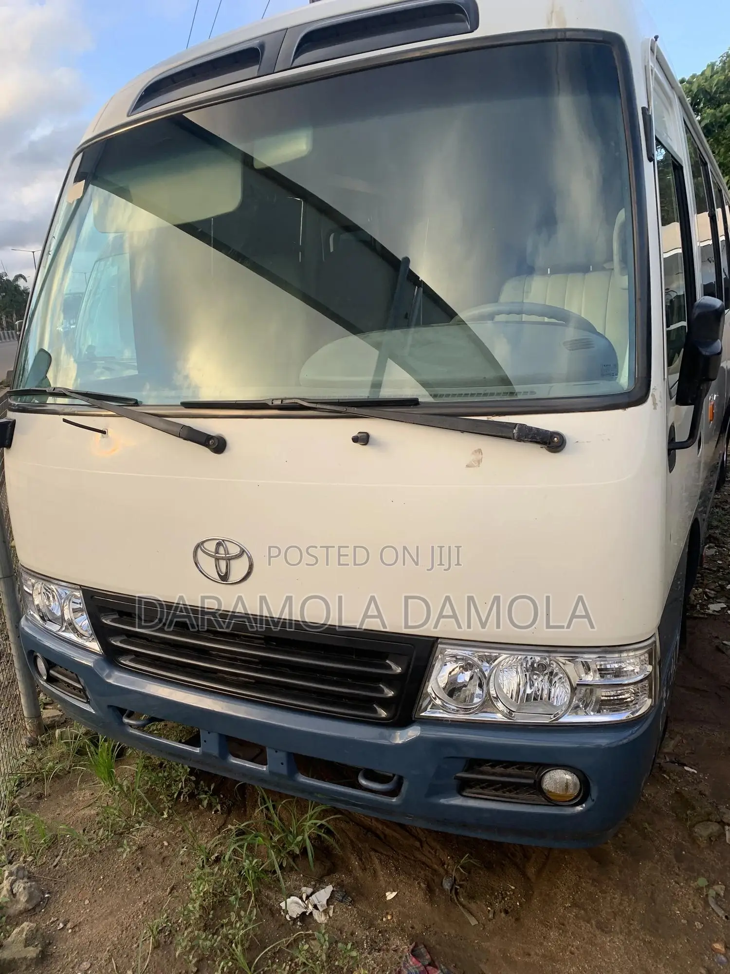 Toyota Coaster 2017 White