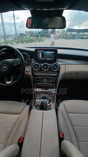 Mercedes-Benz C300 Sport 4Matic Sedan AWD (2.0L 4cyl 7A) 2017 White