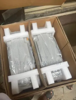 15kwh 48v Blue Carbon Standing Lithium Ion Battery