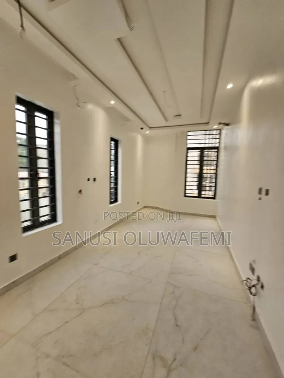 5bdrm Duplex in Ikeja GRA for sale