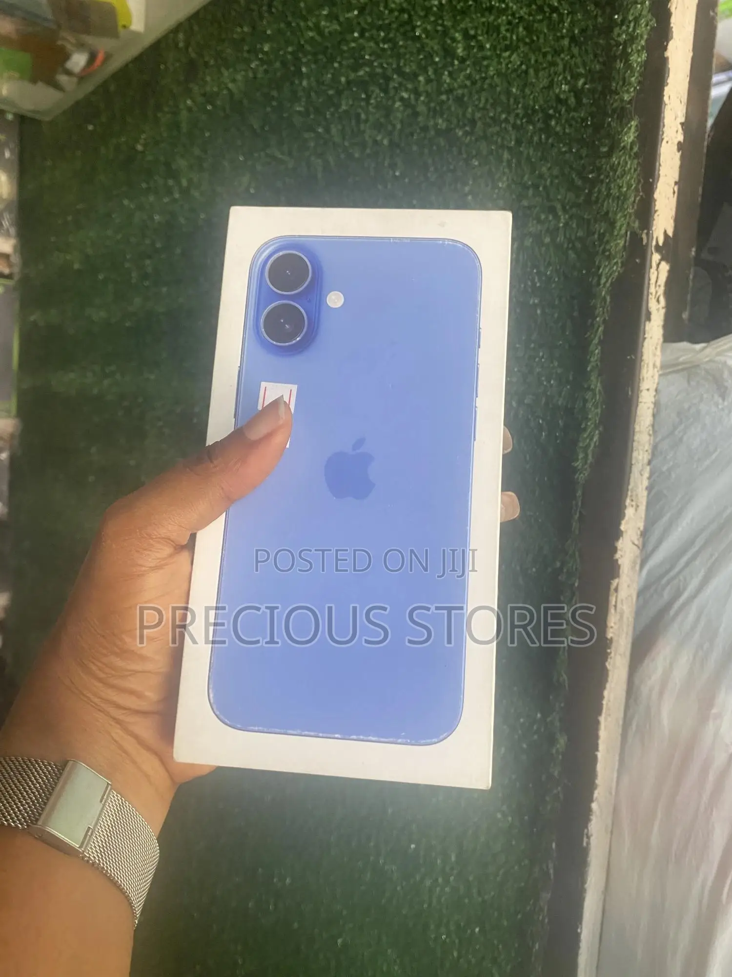 New Apple iPhone 16 Plus 128 GB