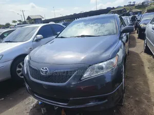 Toyota Camry 2.4 SE 2008 Gray