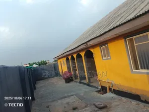 1bdrm Block of Flats in Alabama Estate, Igbogbo for rent