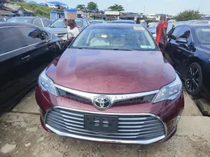 Toyota Avalon Limited Sedan FWD (3.5L 6cyl 6A) 2013 Burgundy