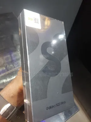 New Samsung Galaxy S22 Ultra 256 GB Green