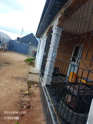 Furnished 2bdrm Block of Flats in Alabama Estate, Igbogbo for rent