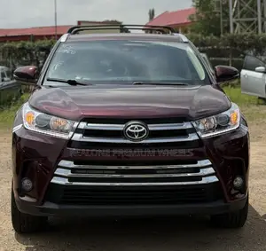 Toyota Highlander 2017 Burgundy