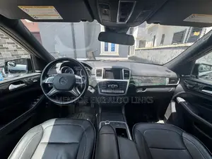 Mercedes-Benz M Class ML550 4MATIC 4dr SUV AWD (4.7L 8cyl Turbo 7A)