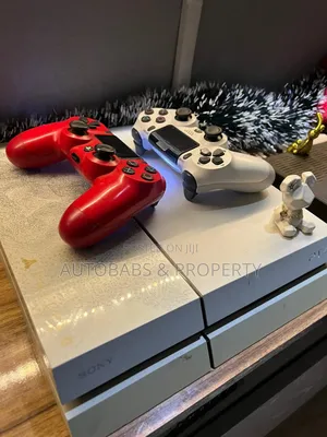 Superb Playstation 4 (1TB Hacked+17Games)