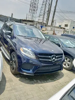 Mercedes-Benz GLE-Class GLE 350 2018 Blue
