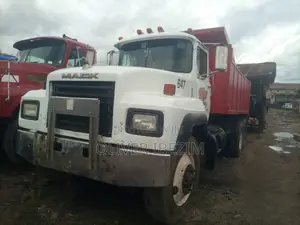 R.D. Short Tipper