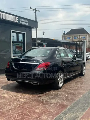 Mercedes-Benz C300 2017 Black
