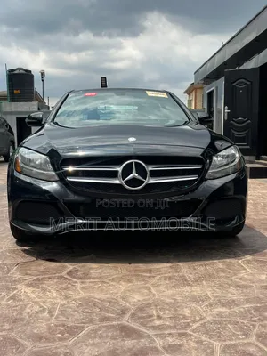 Mercedes-Benz C300 2017 Black