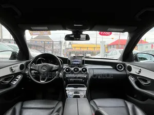 Mercedes-Benz C300 2017 Black