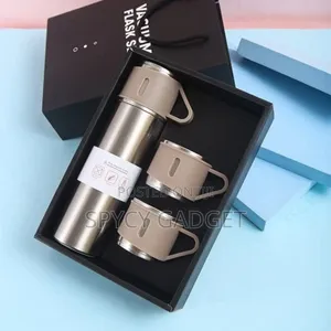 Vacuum Flask With 2 Cups Gift Set