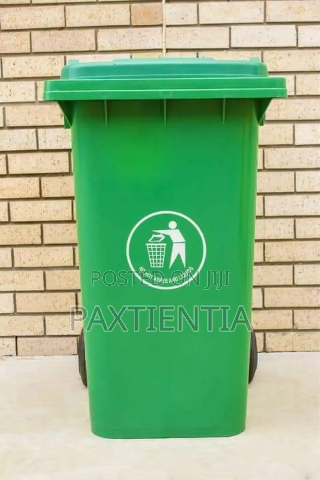 Liter Bin With Wheels and Lid