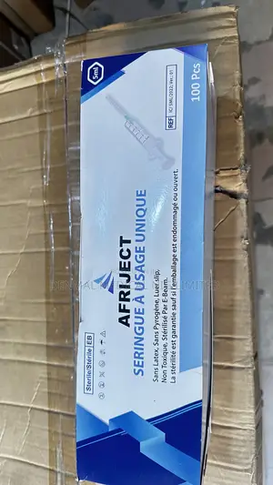 Afriject. Seringue Usage Unique