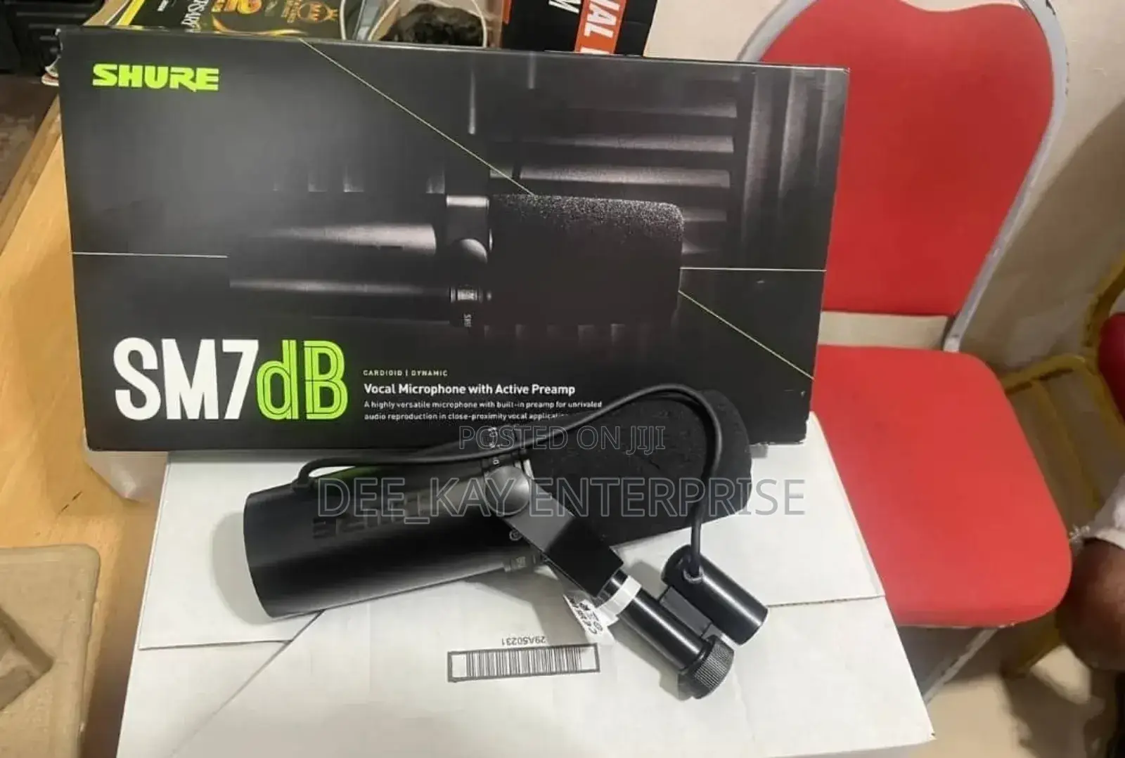 Shure Sm7db Dynamic Microphone