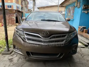 Toyota Venza 2012 Brown