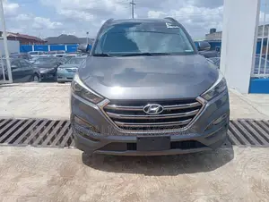 Hyundai Tucson Limited AWD 2016 Gray