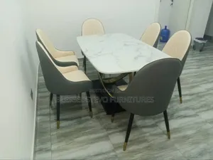 By 6 Sitter Marble Dining Table