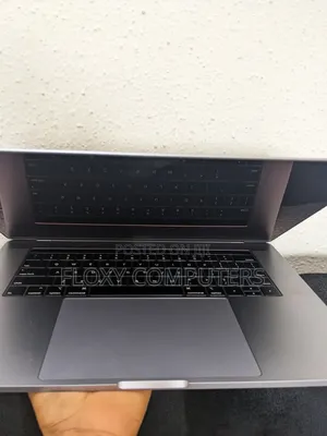 Laptop Apple MacBook 2018 32GB Intel Core M3 SSD 256GB