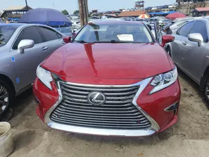 Lexus ES 350 FWD 2016 Red