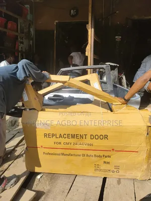 Toyota Front Door Camry 2025