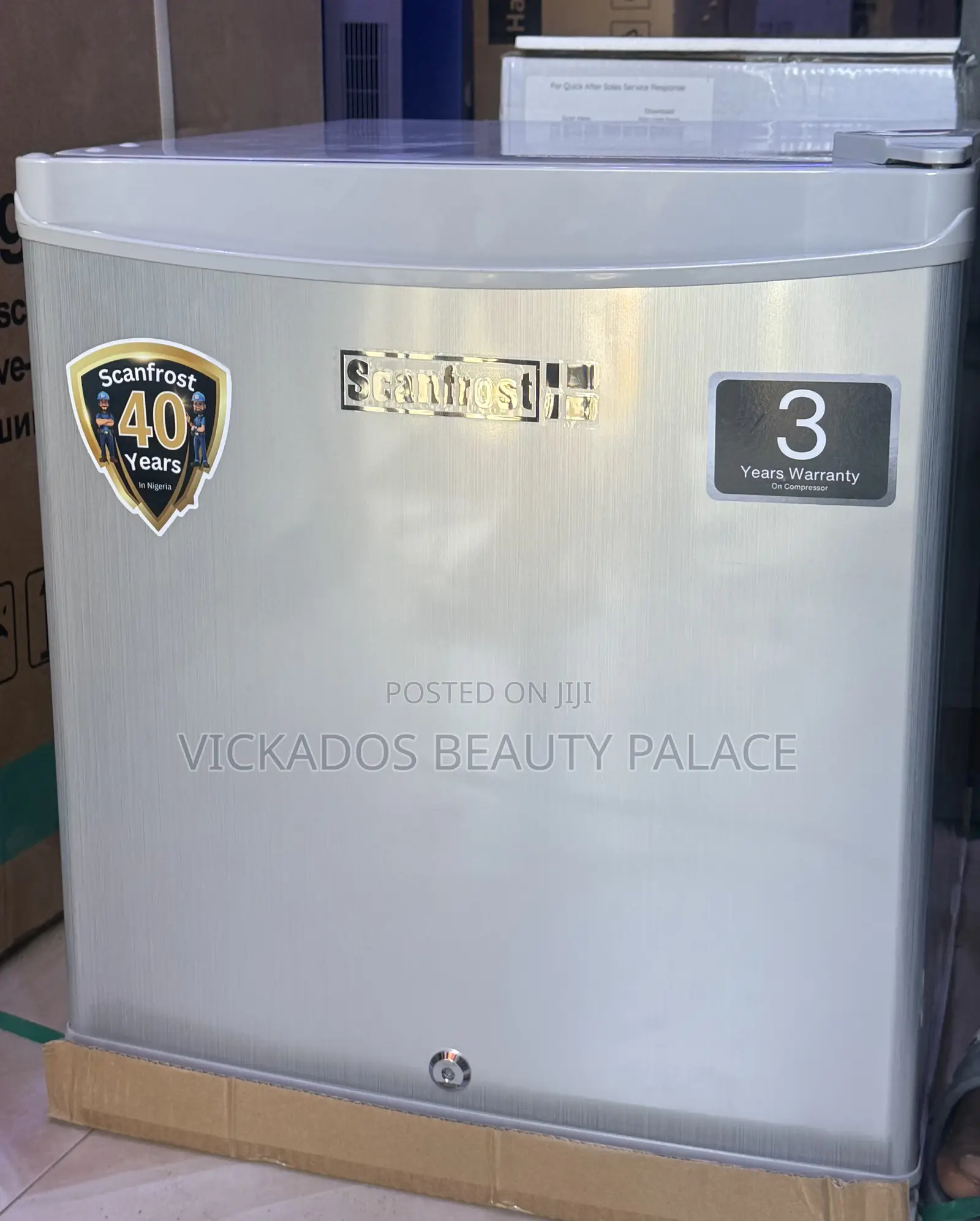 Scanfrost Table Top Refrigerator