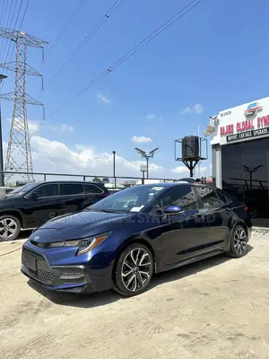 Toyota Corolla SE 2021 Blue