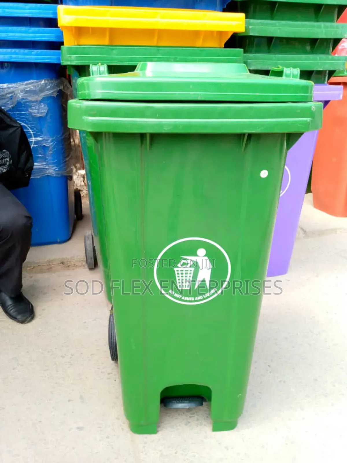 240l Imported Pedal Durable Waste Bin