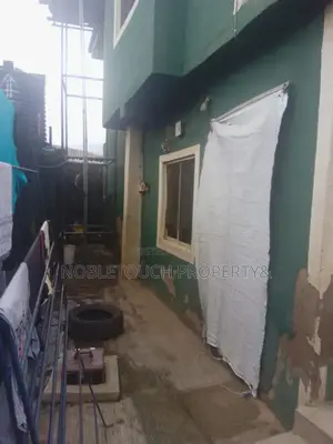 2bdrm Block of Flats in Liasu Road Ikotun, Iseri Olofin for sale
