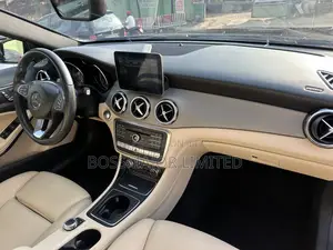 Mercedes-Benz GLA 250 2015 Black