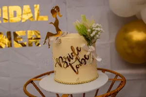 Edo Baker | Anniversary Cakes | Wedding Cakes |