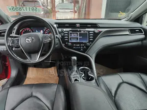 Toyota Camry XSE V6 (3.5L V6 8A) 2019 Red