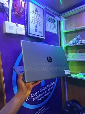 Laptop HP 250 G7 8GB Intel Celeron SSD 256GB